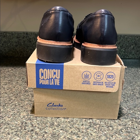 Clarks Collection Westlynn Bella
Woman’s Dark Blue Leather Loafers - Picture 3 of 8